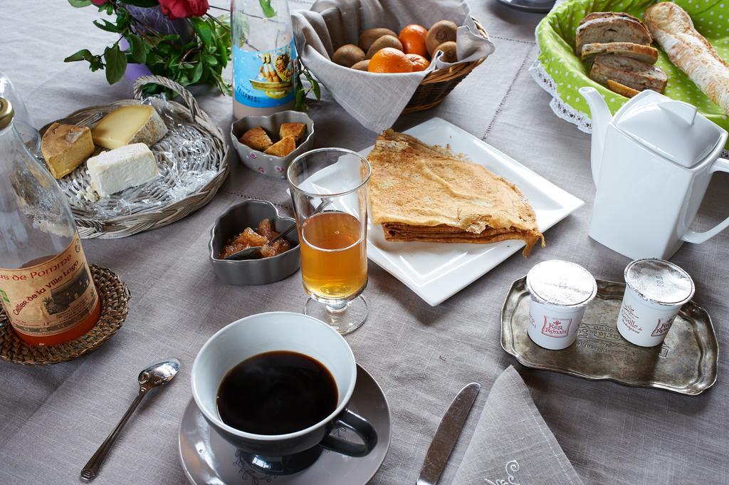 Bed and Breakfast Aux Greniers A Reves Plestan Екстер'єр фото