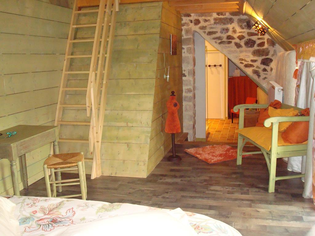 Bed and Breakfast Aux Greniers A Reves Plestan Екстер'єр фото